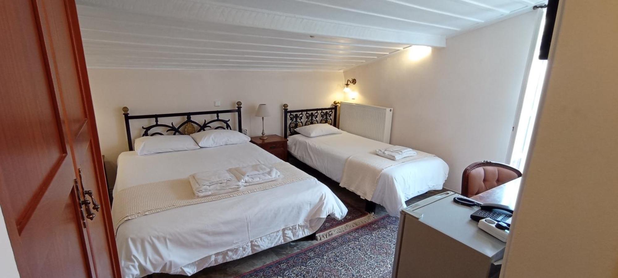 Byron Traditional Hotel Anabolu Oda fotoğraf