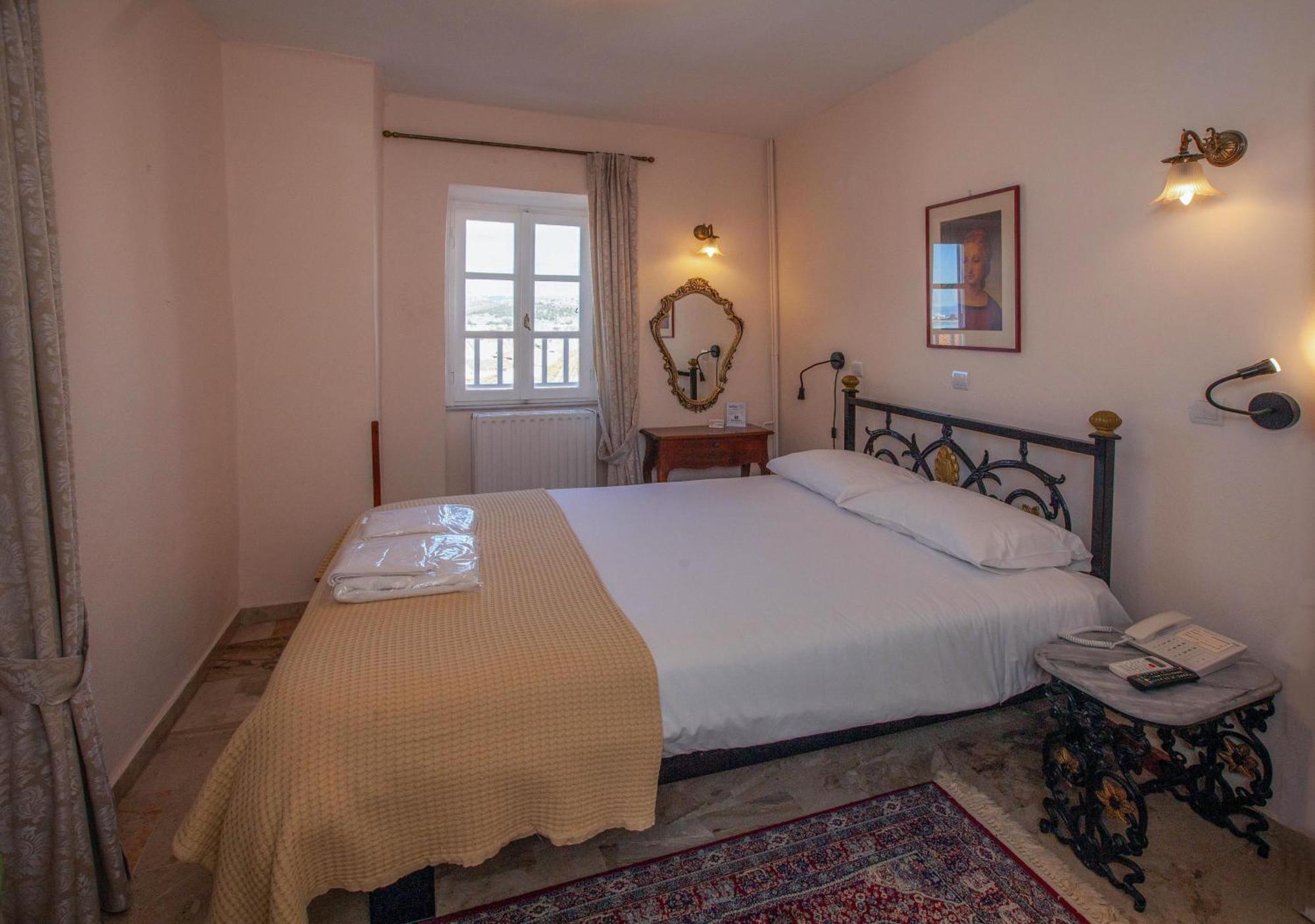 Byron Traditional Hotel Anabolu Oda fotoğraf