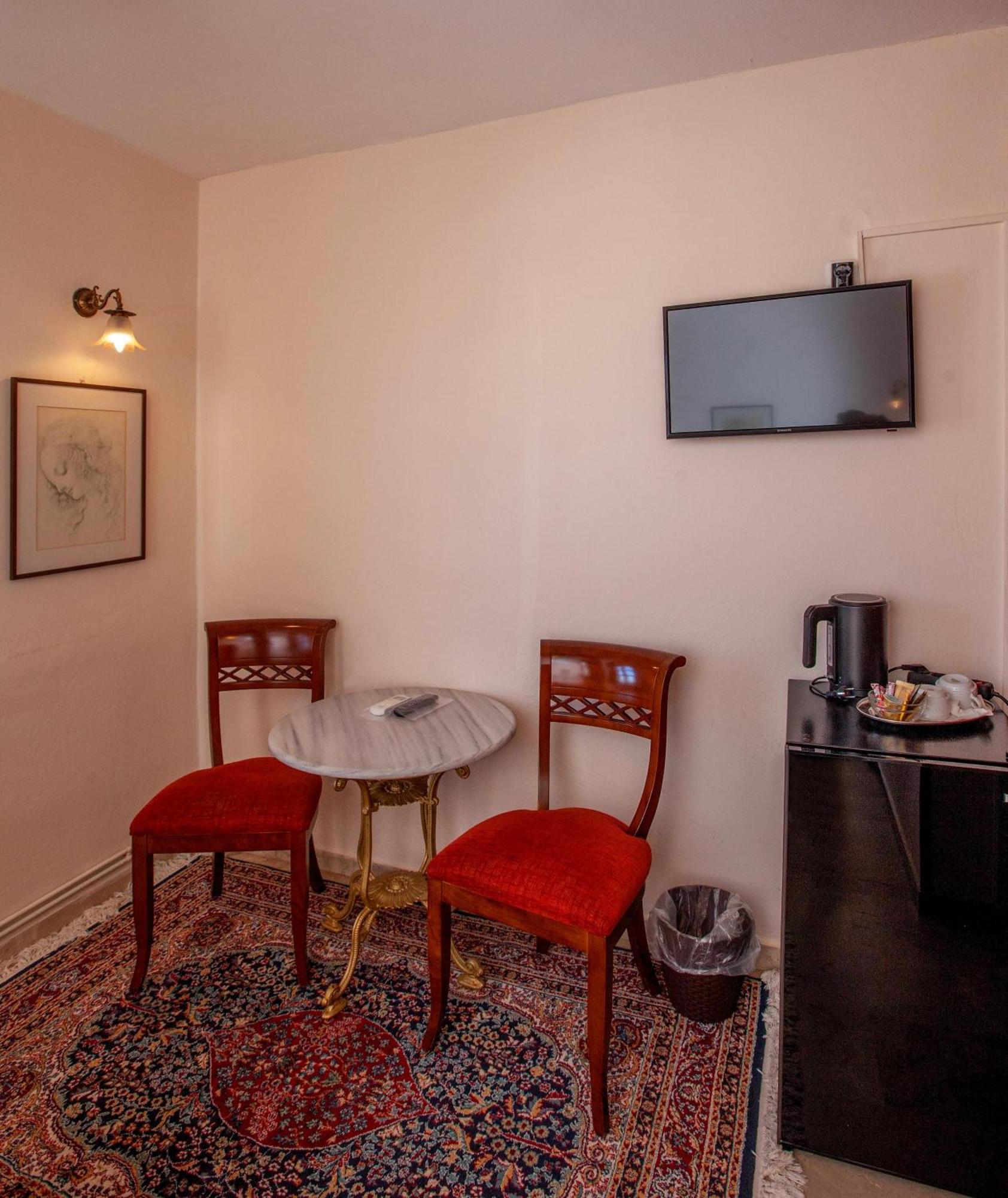 Byron Traditional Hotel Anabolu Oda fotoğraf