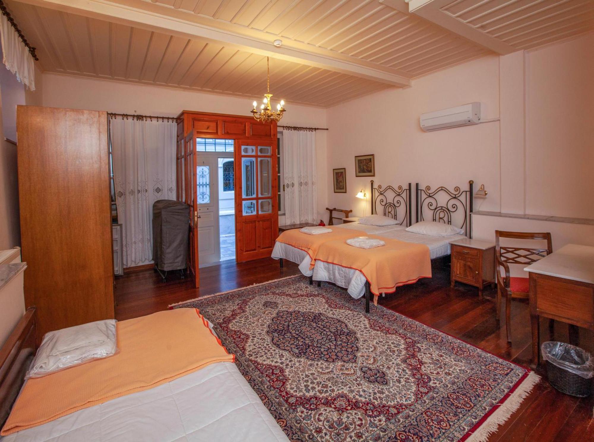 Byron Traditional Hotel Anabolu Oda fotoğraf